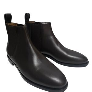 Everlane chelsea leather boots in dark Chocolate Brown Classic Quiet Luxury